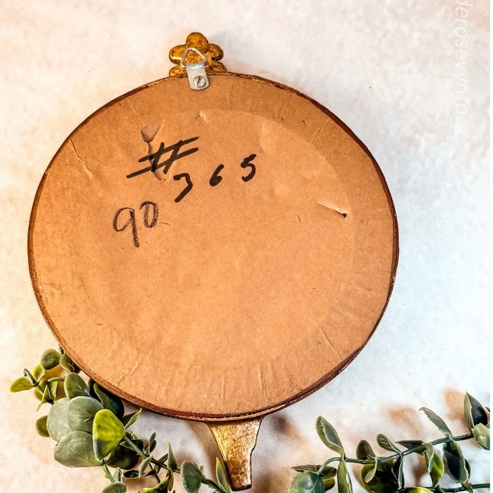 Florentine Style Mirror with Goddess‎